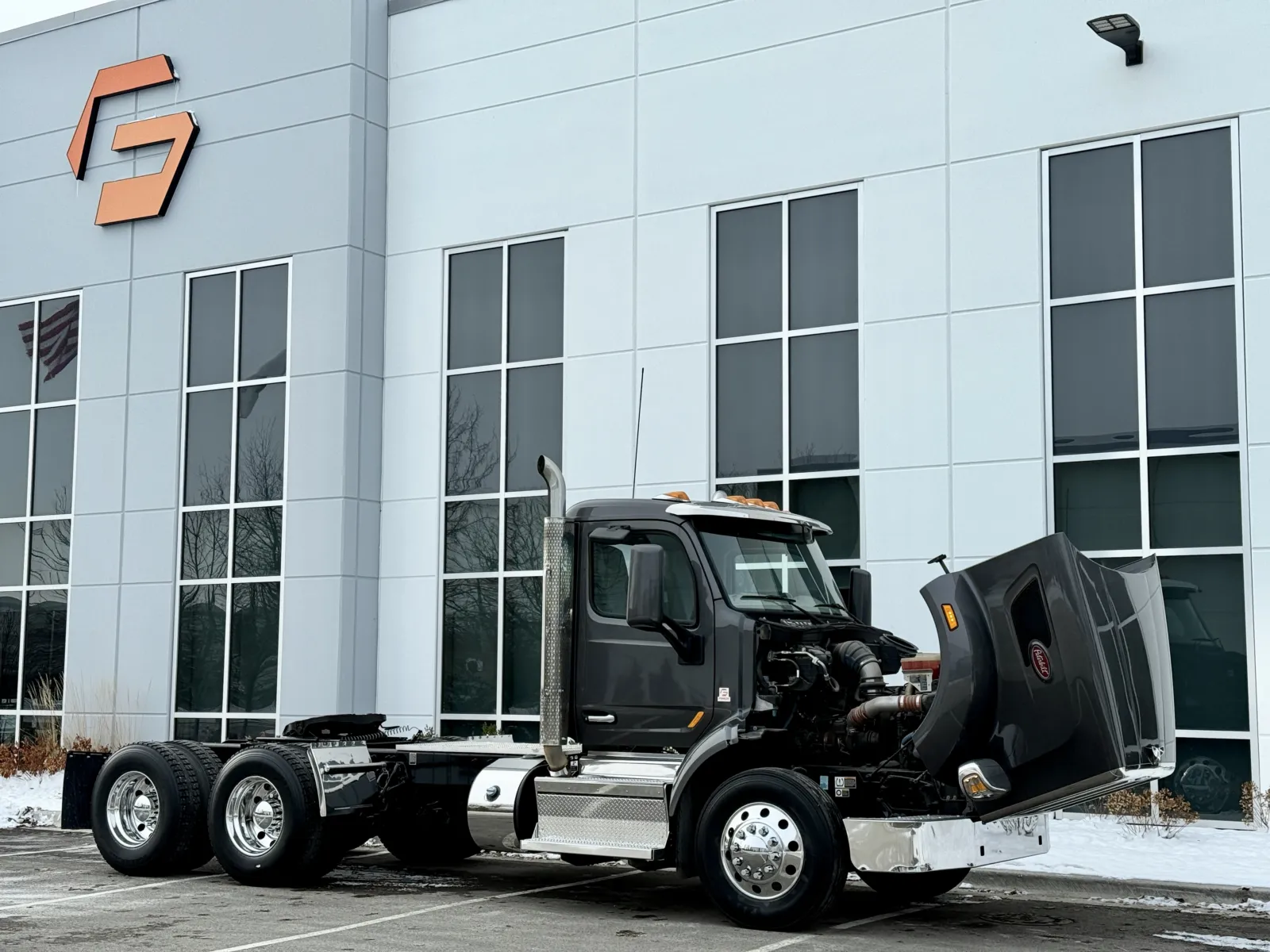 2022 Peterbilt 567 - image 9