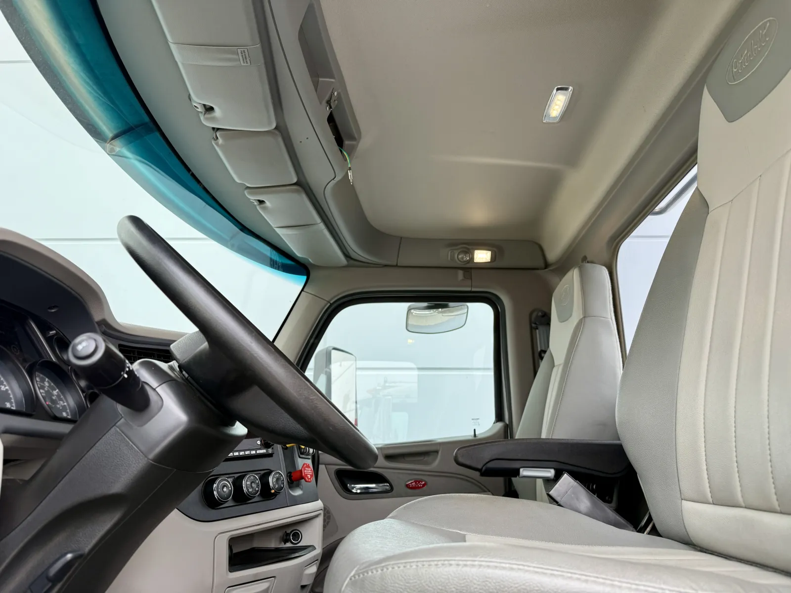 2022 Peterbilt 567 - image 14