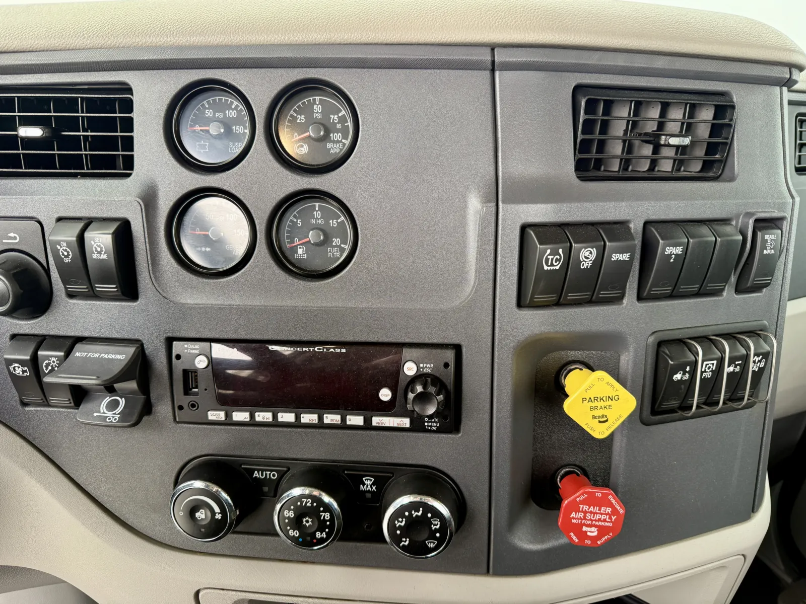 2022 Peterbilt 567 - image 18