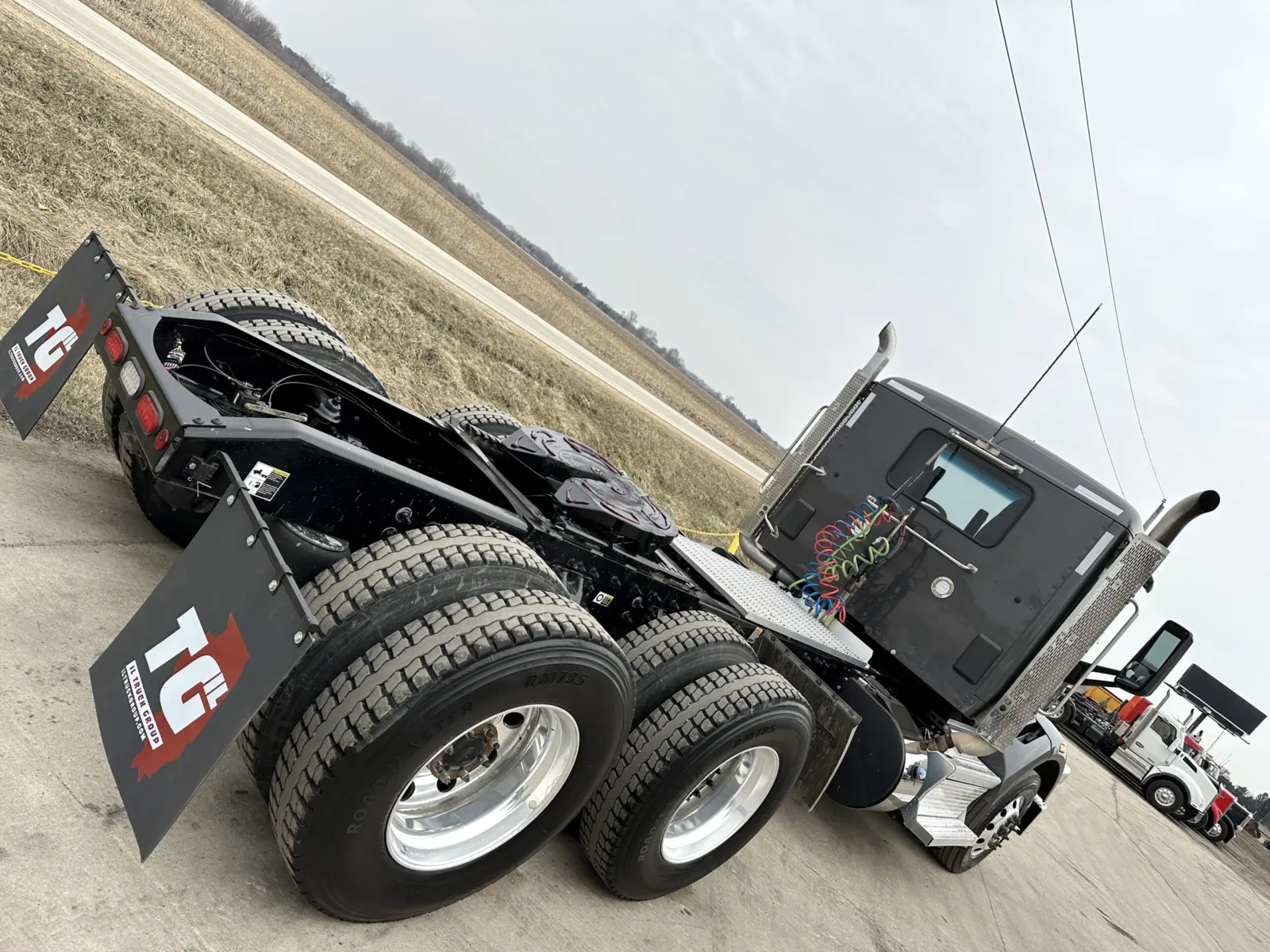 2022 Peterbilt 567 - image 11