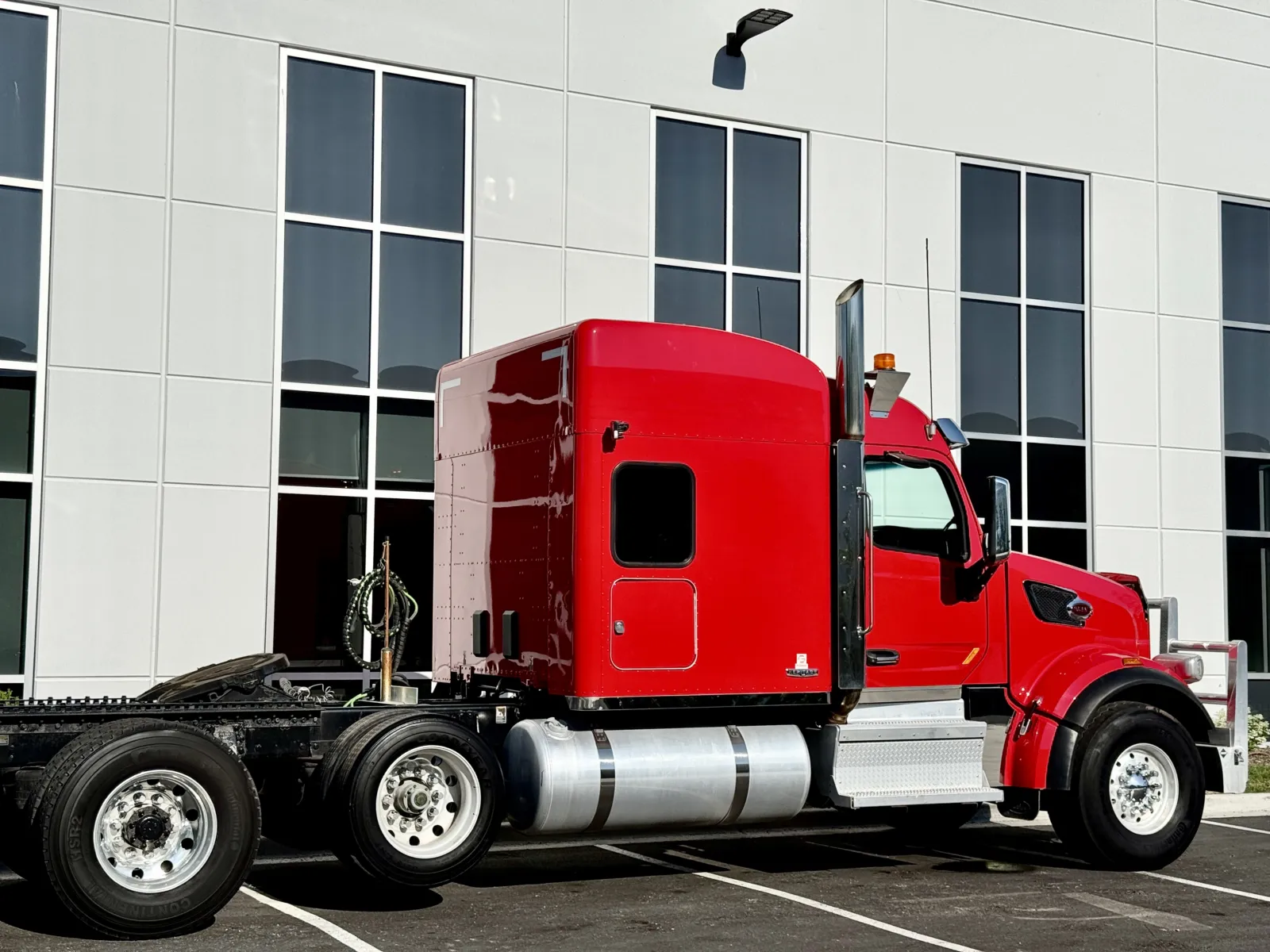 2019 Peterbilt 567 - image 7