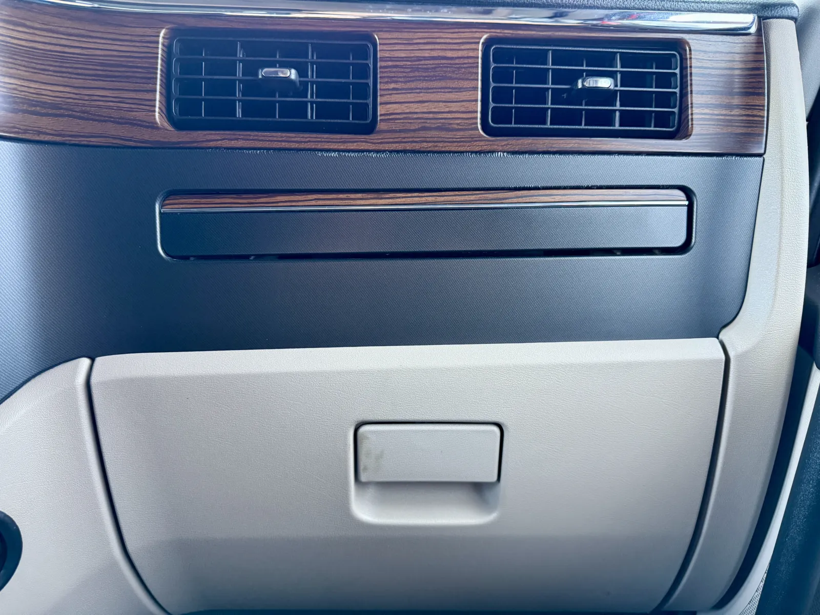 2019 Peterbilt 567 - image 19