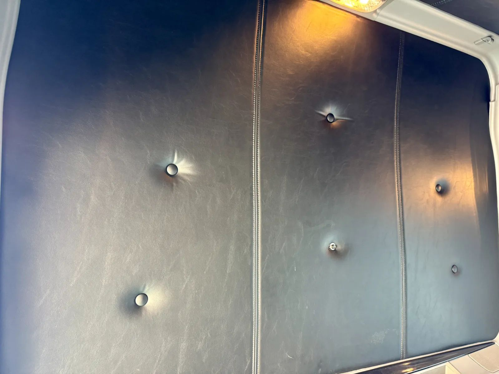 2020 Kenworth W900 - image 21