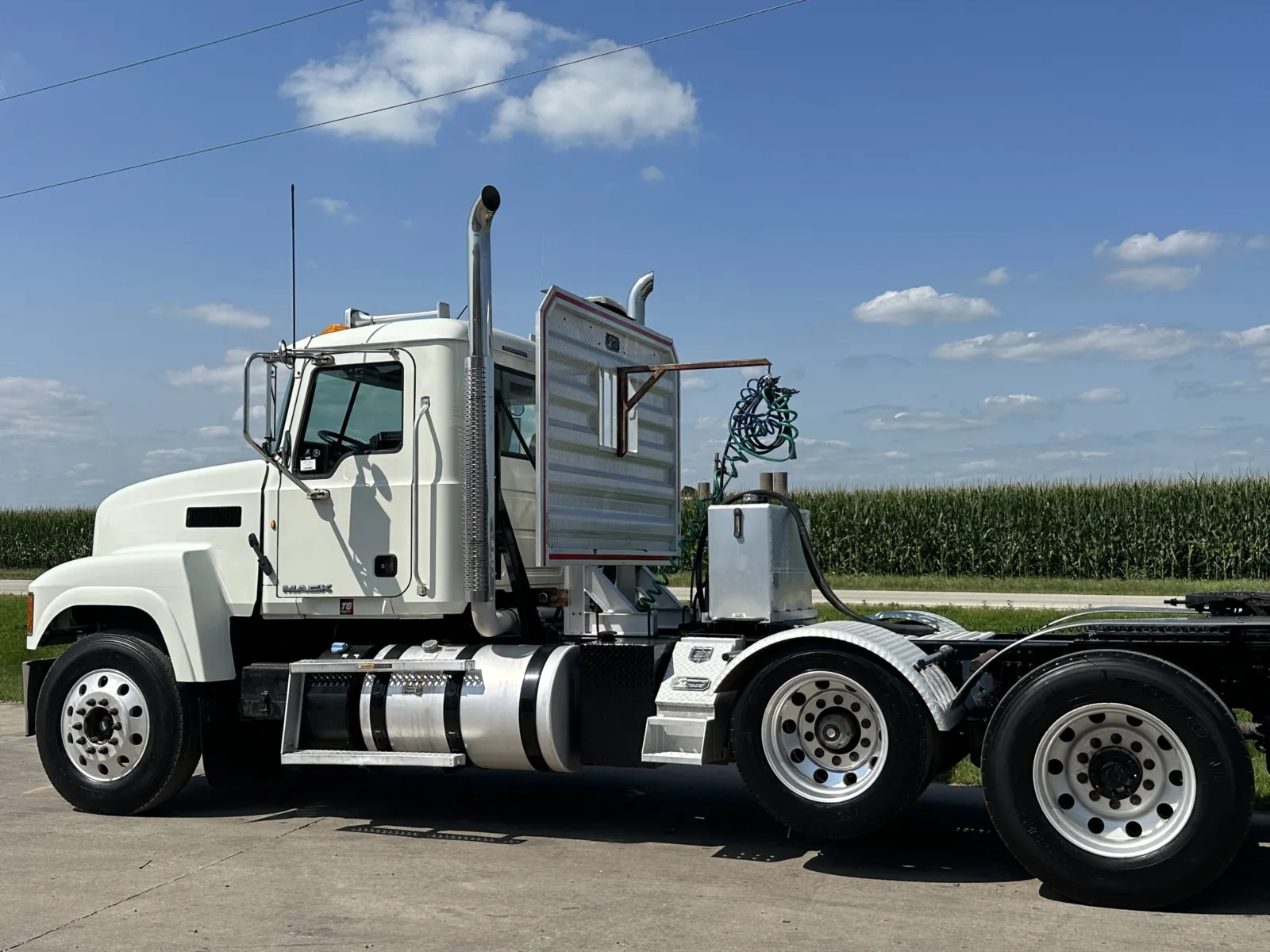 2014 Mack - image 8