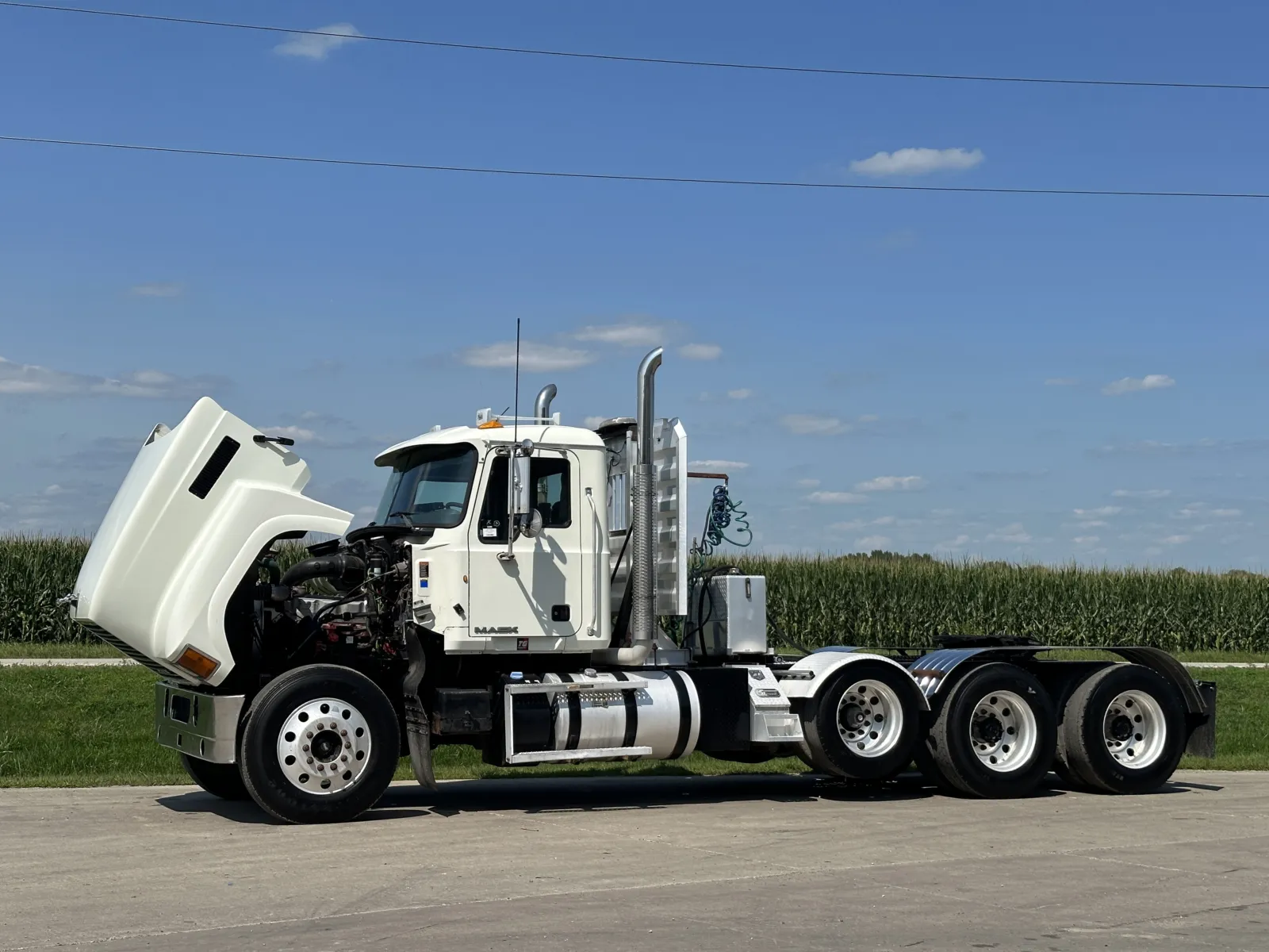 2014 Mack - image 10