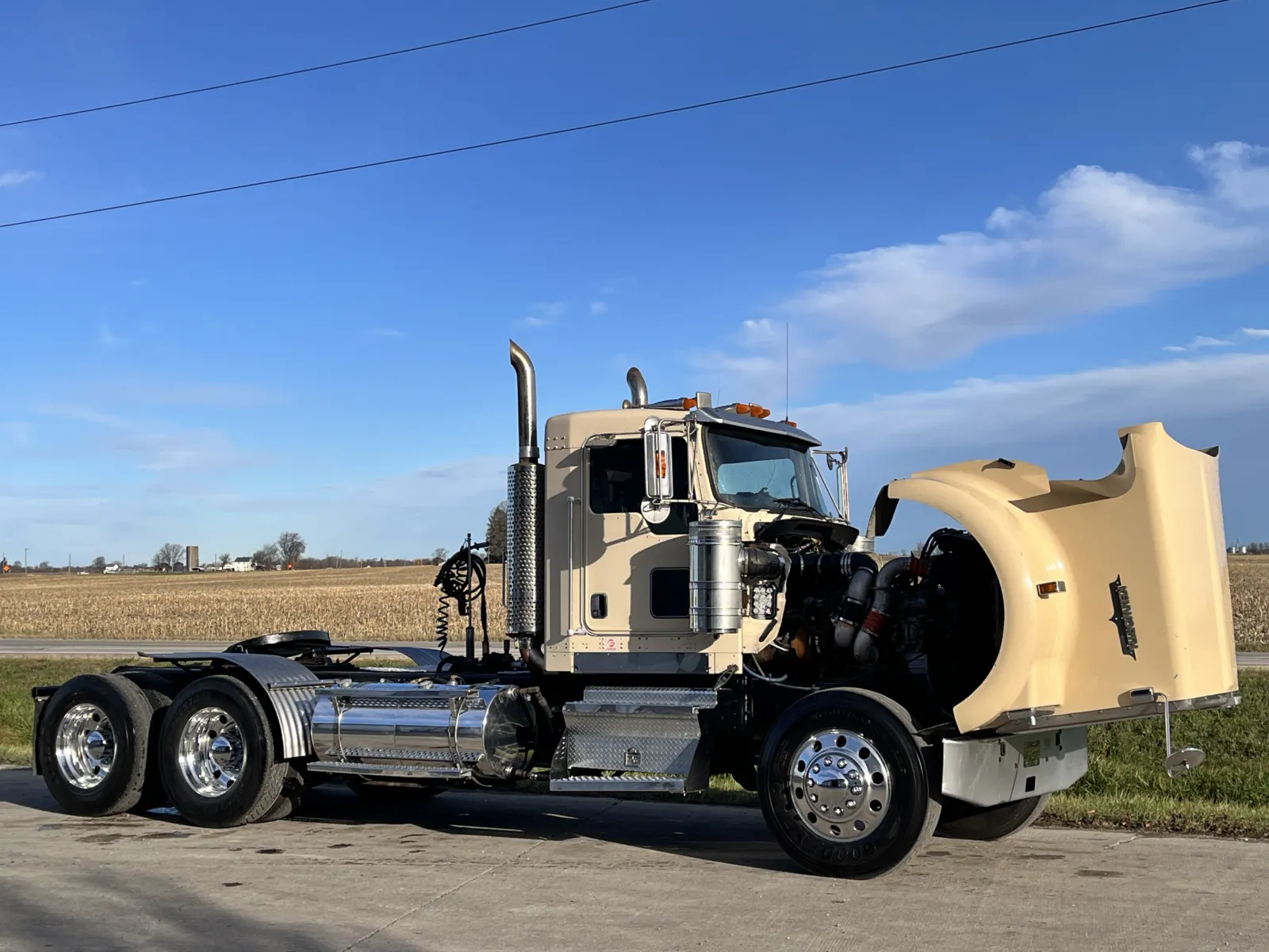 2005 Kenworth W900 - image 9