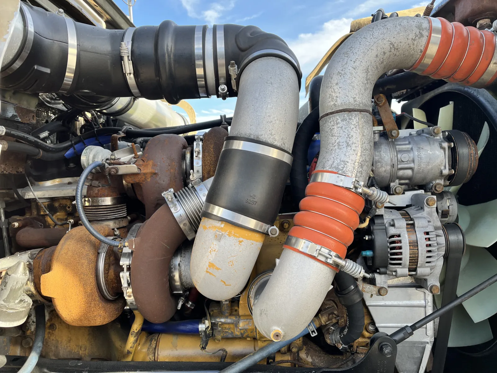 2005 Kenworth W900 - image 12