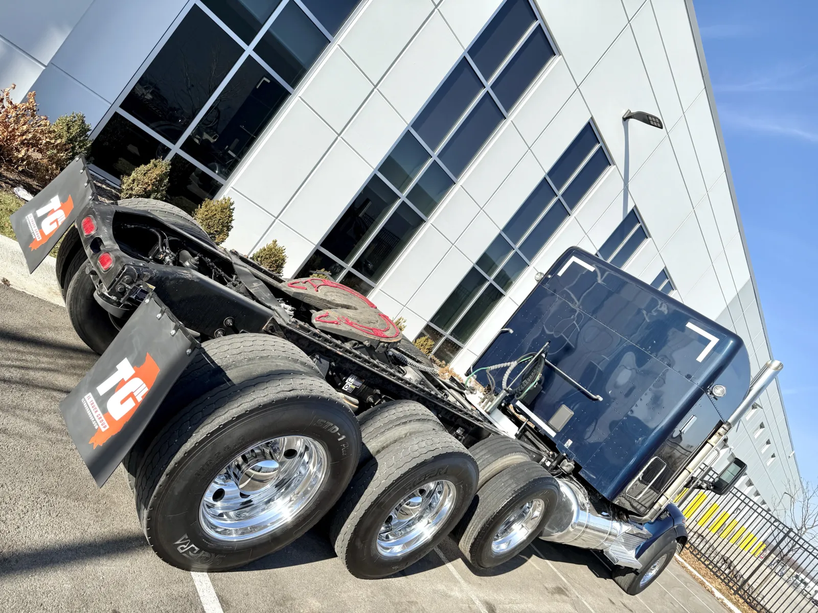 2021 Peterbilt 567 - image 11