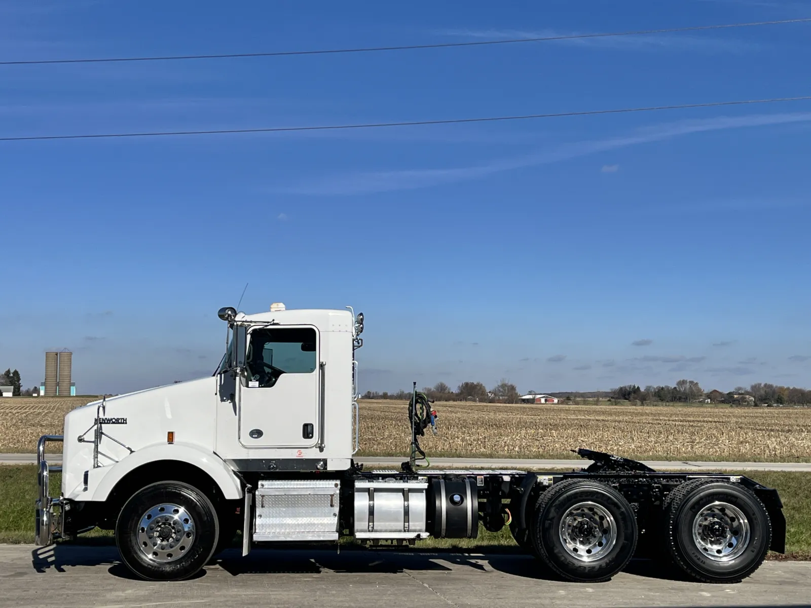 2020 Kenworth T800 - image 4