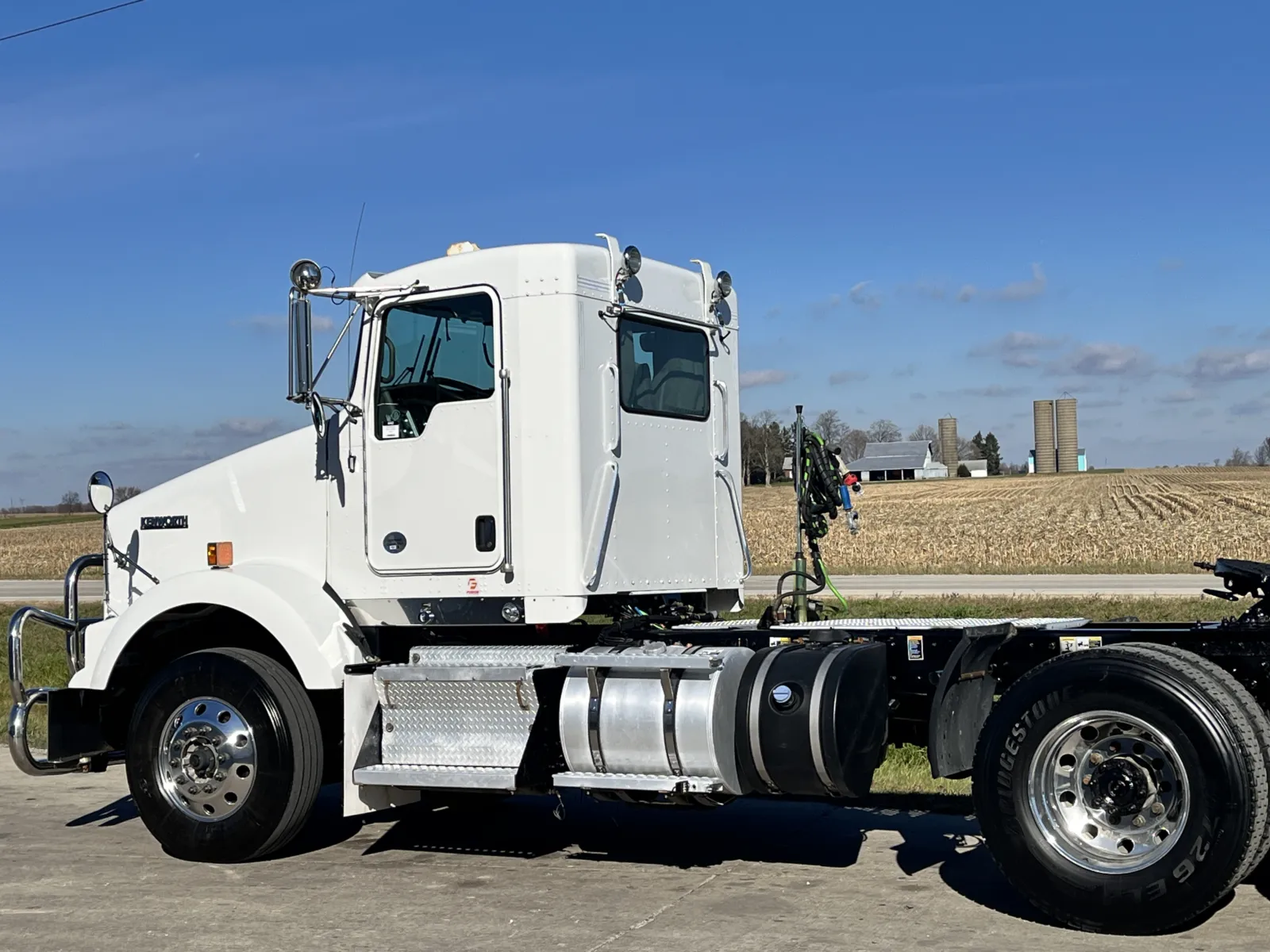 2020 Kenworth T800 - image 8