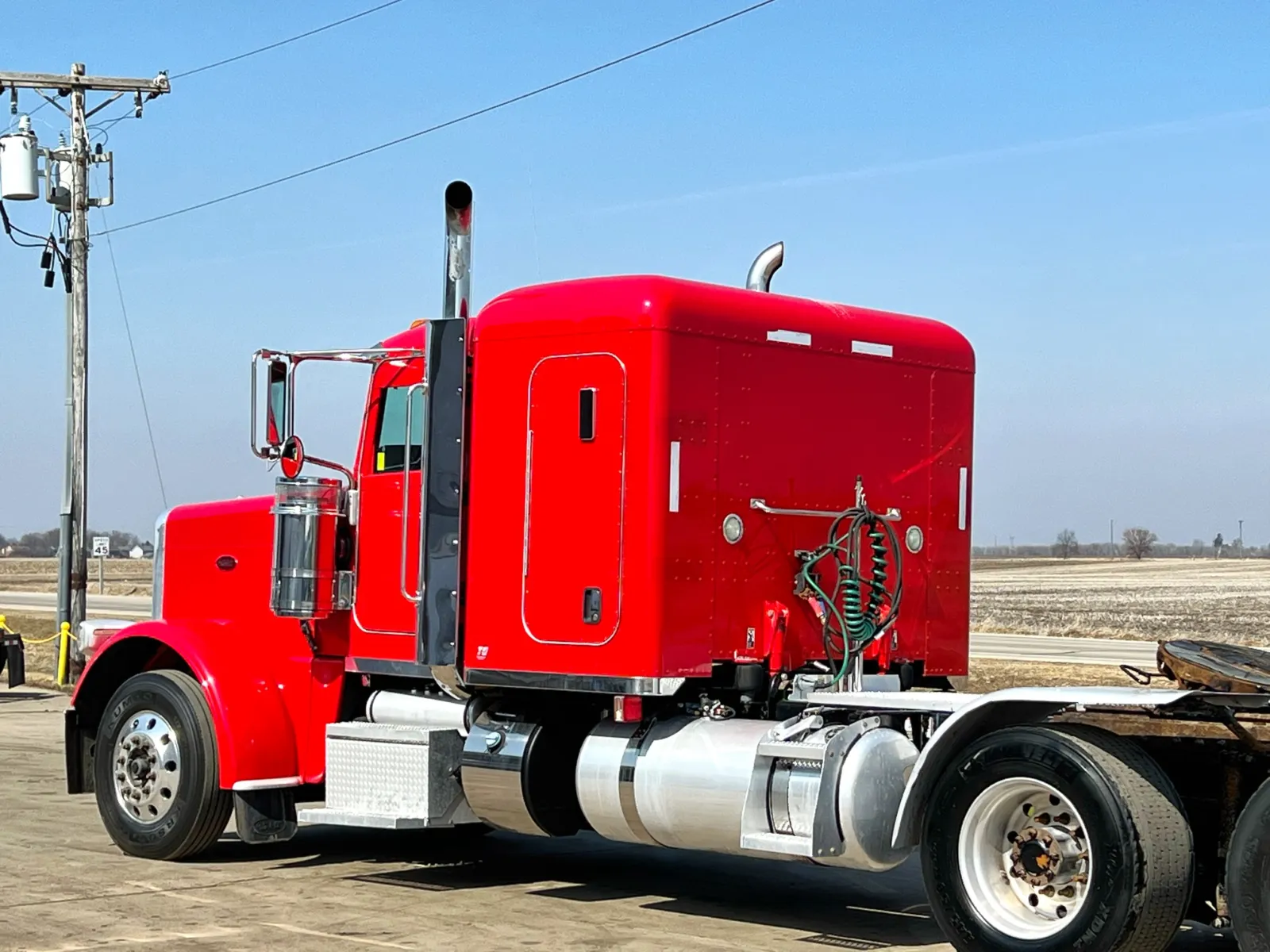 2013 Peterbilt - image 8
