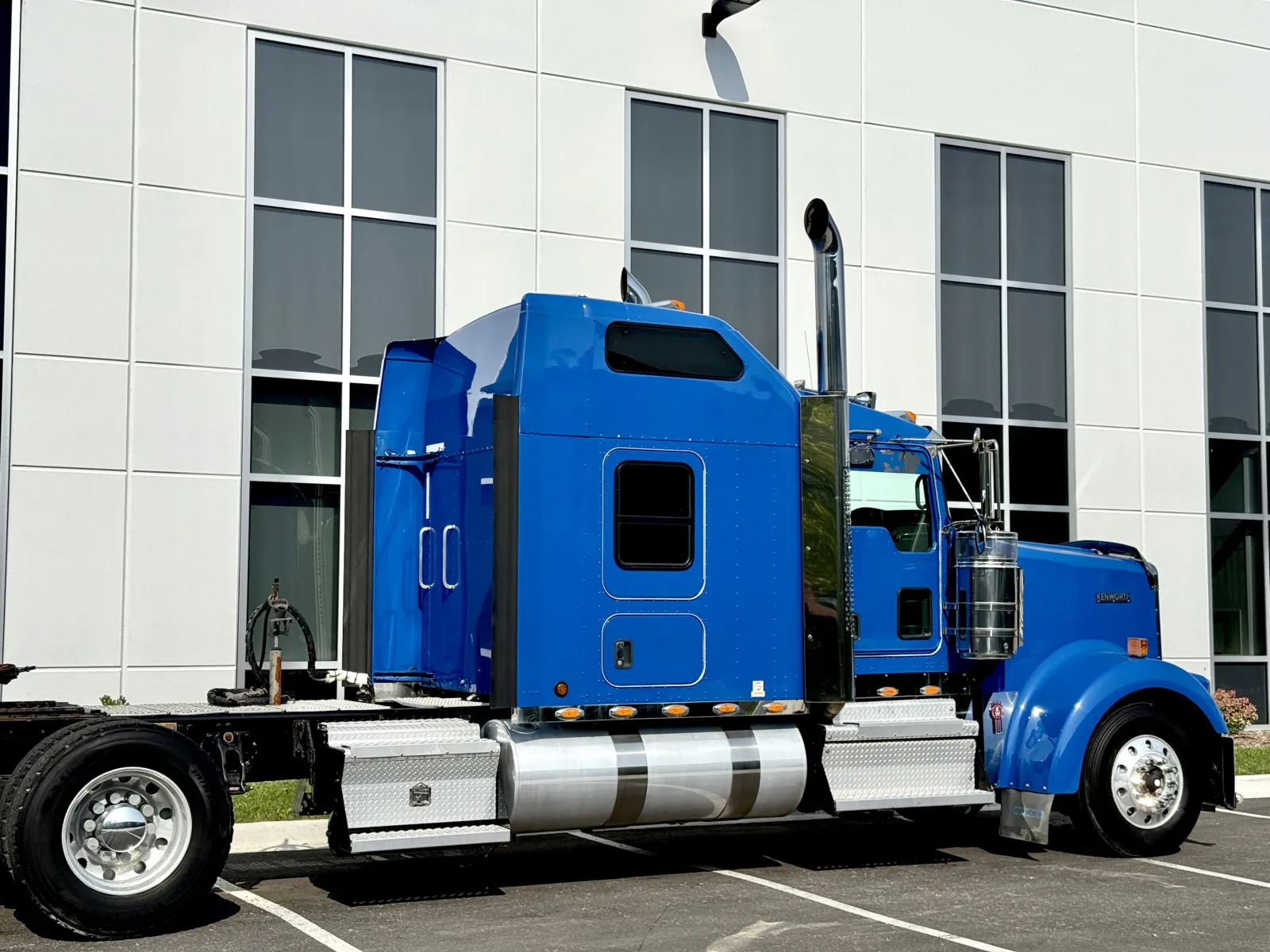 2018 Kenworth W900 - image 7