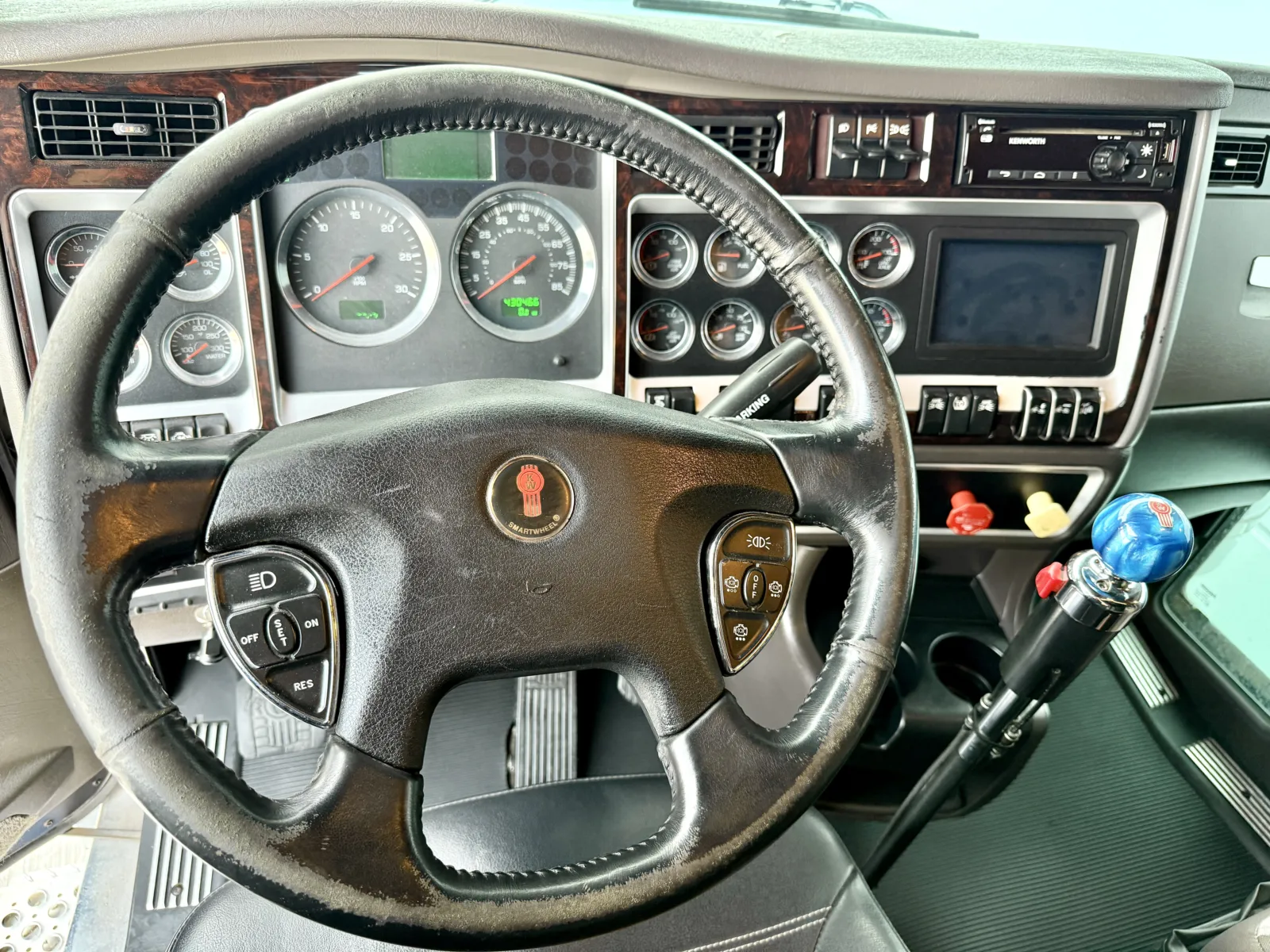 2018 Kenworth W900 - image 16