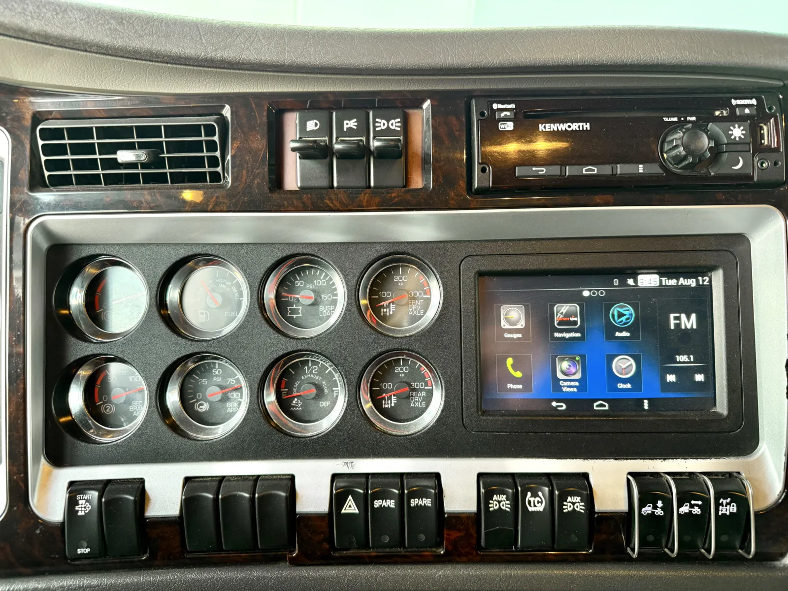 2018 Kenworth W900 - image 18