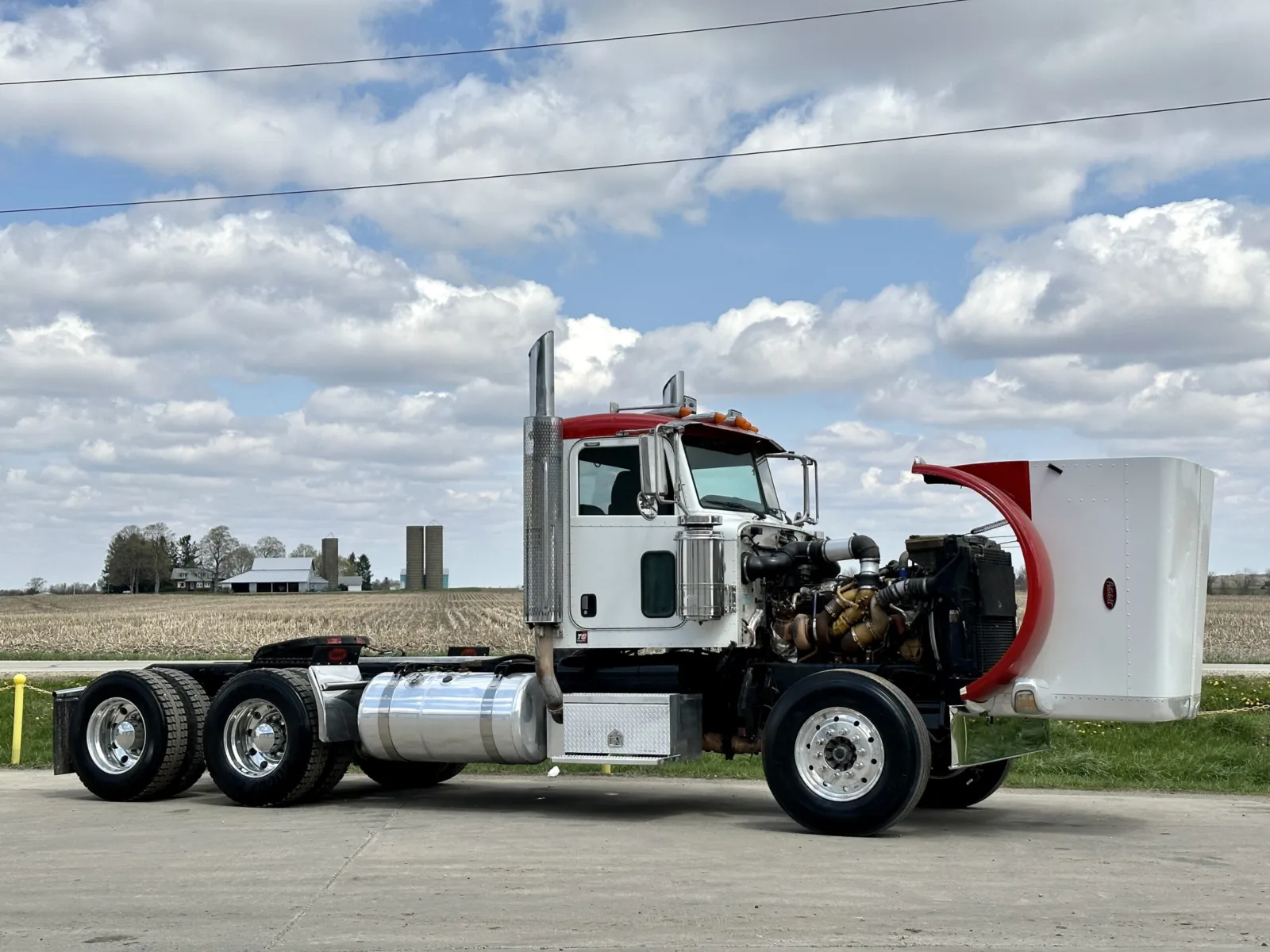 2009 Peterbilt - image 9