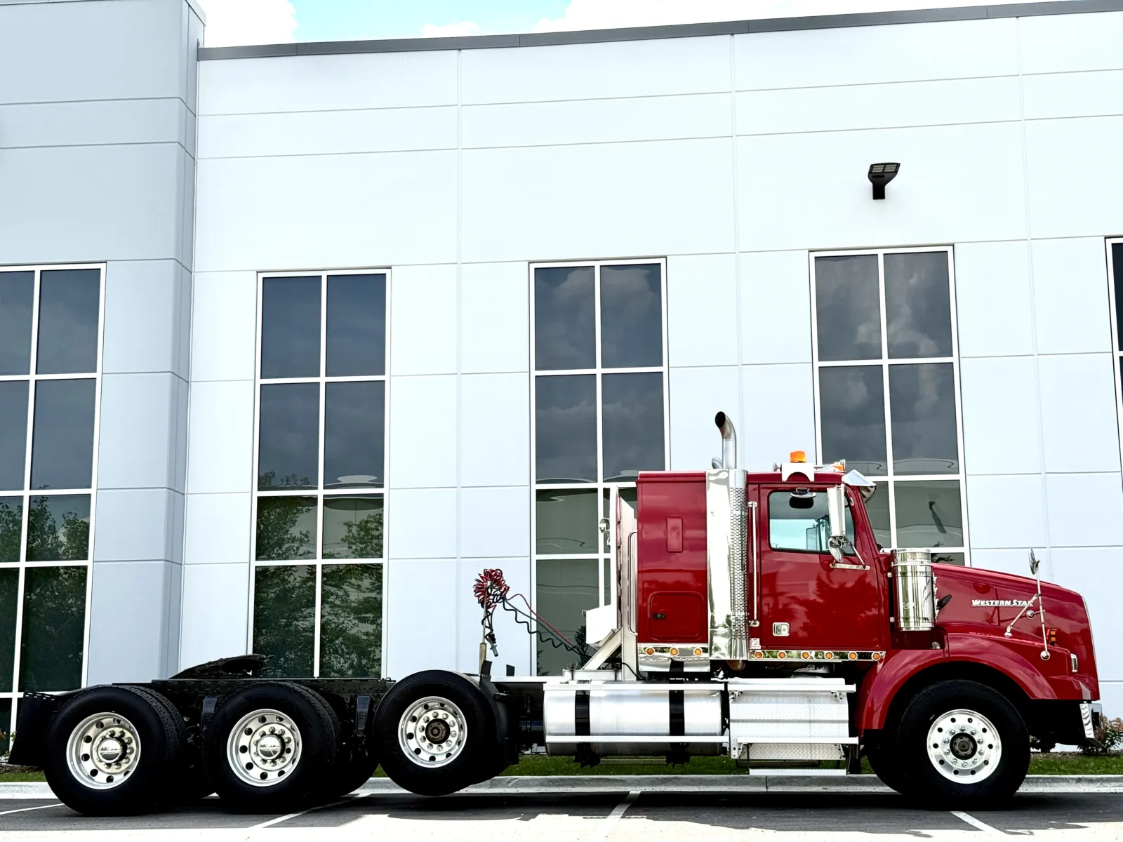 2012 Western Star 4900 - image 3