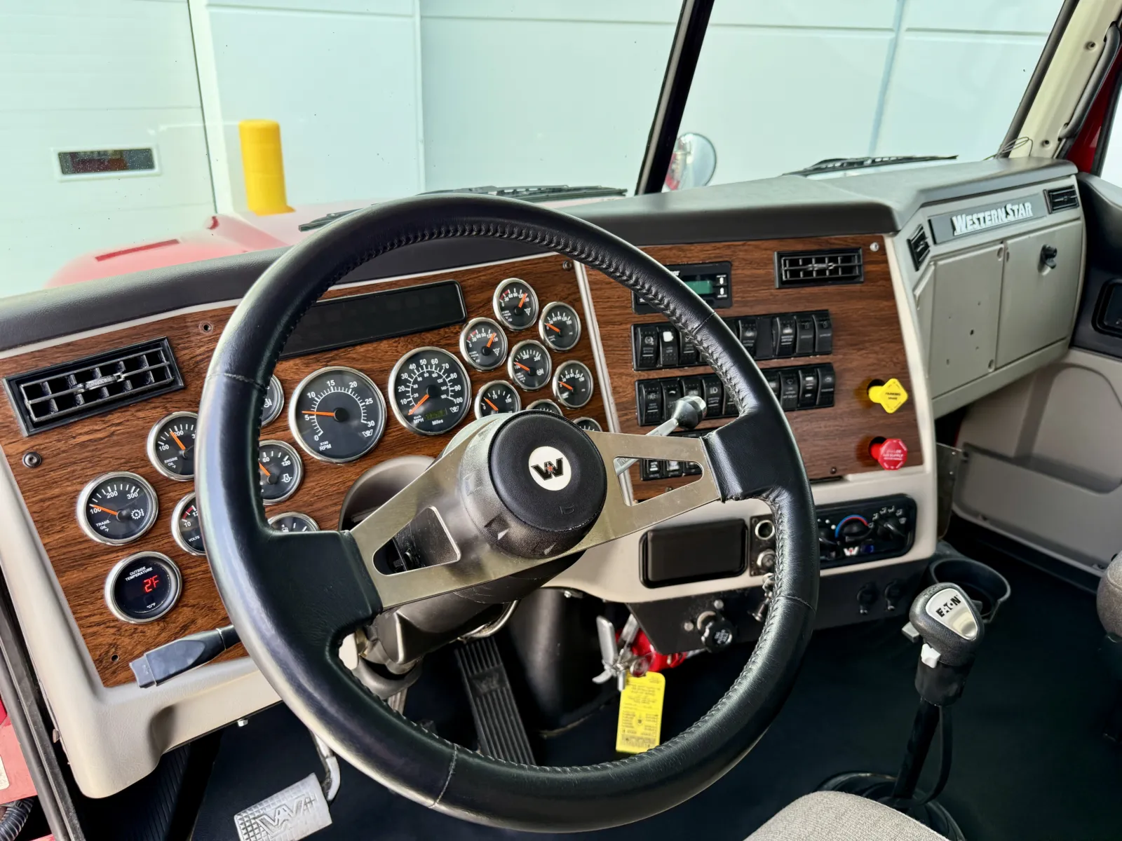 2012 Western Star 4900 - image 15