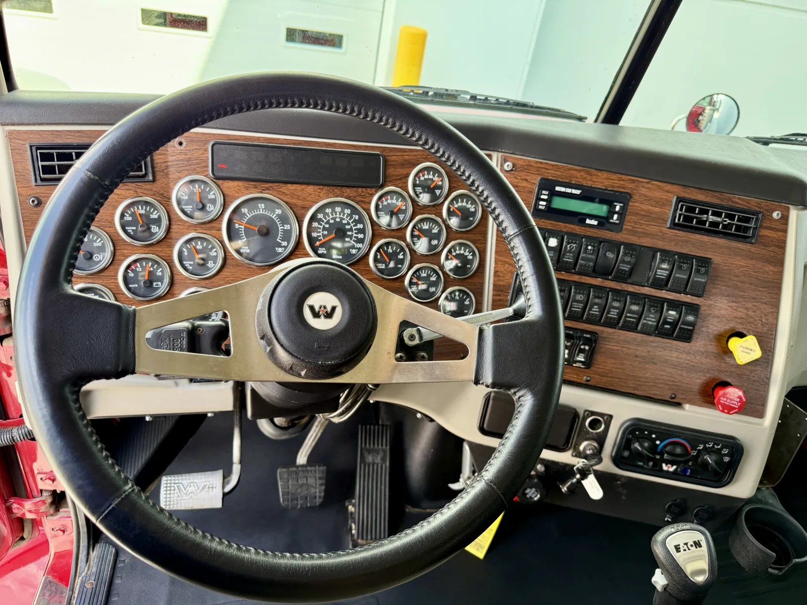 2012 Western Star 4900 - image 16