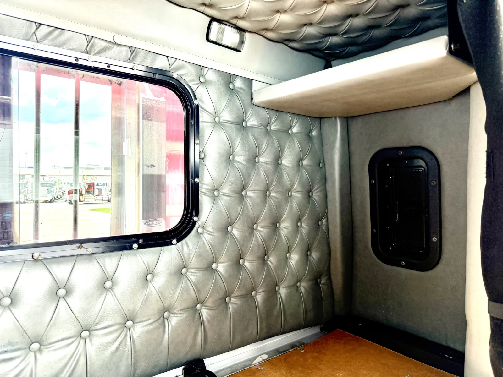 2012 Western Star 4900 - image 23