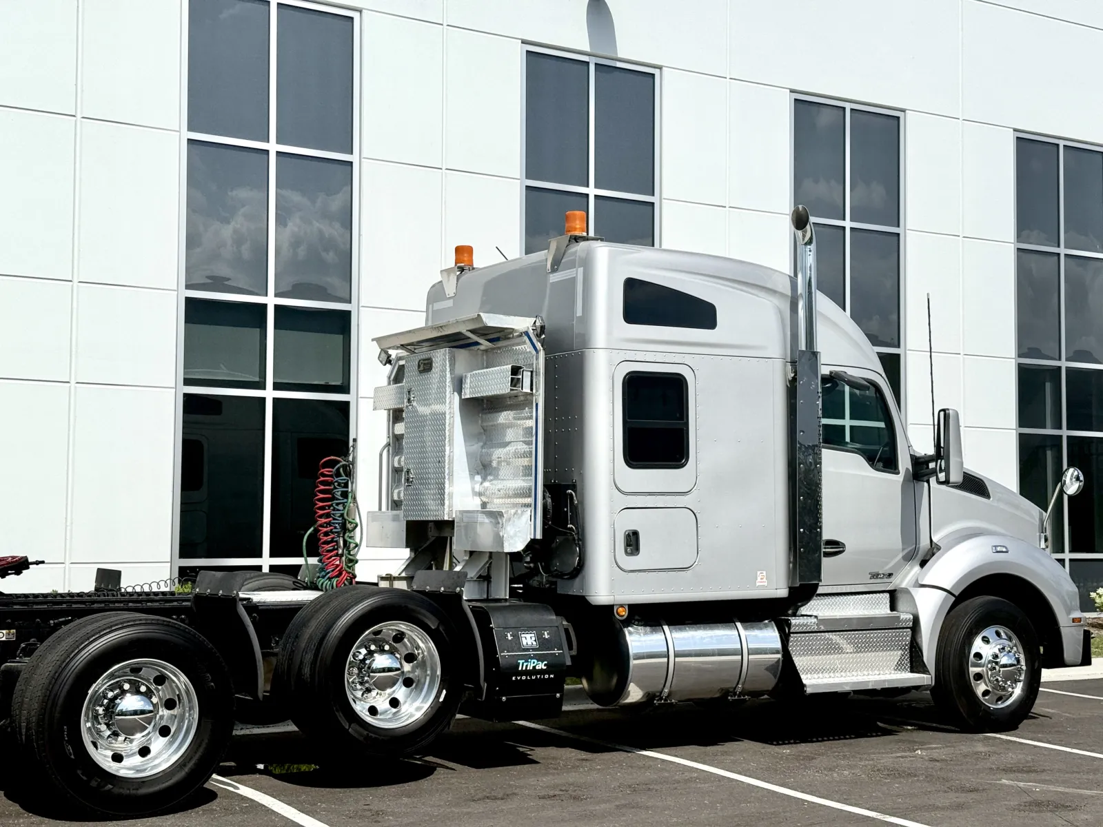 2018 Kenworth T880 - image 7