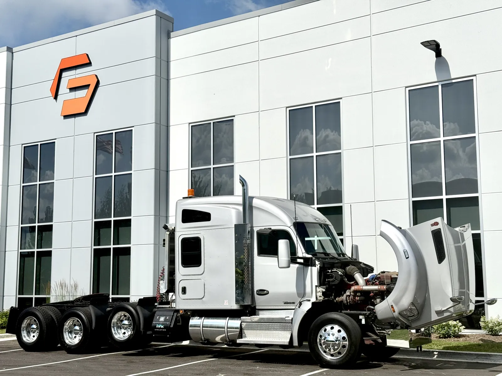 2018 Kenworth T880 - image 9