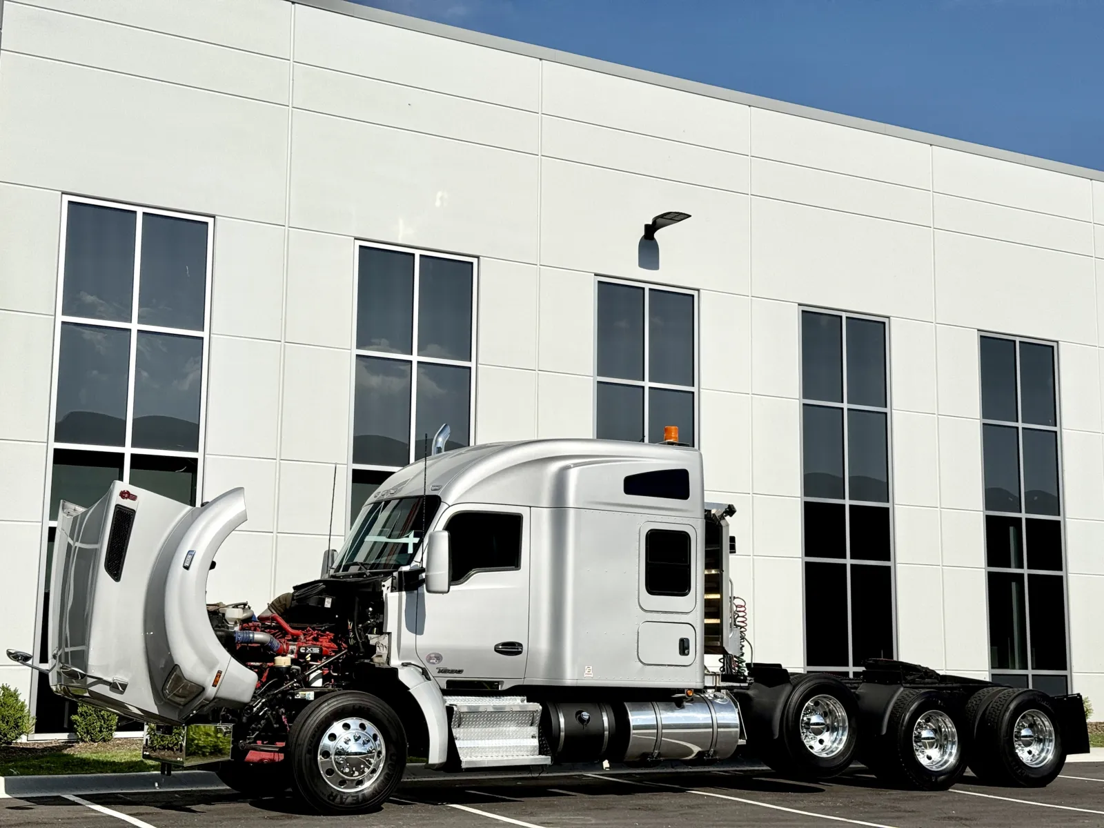 2018 Kenworth T880 - image 10