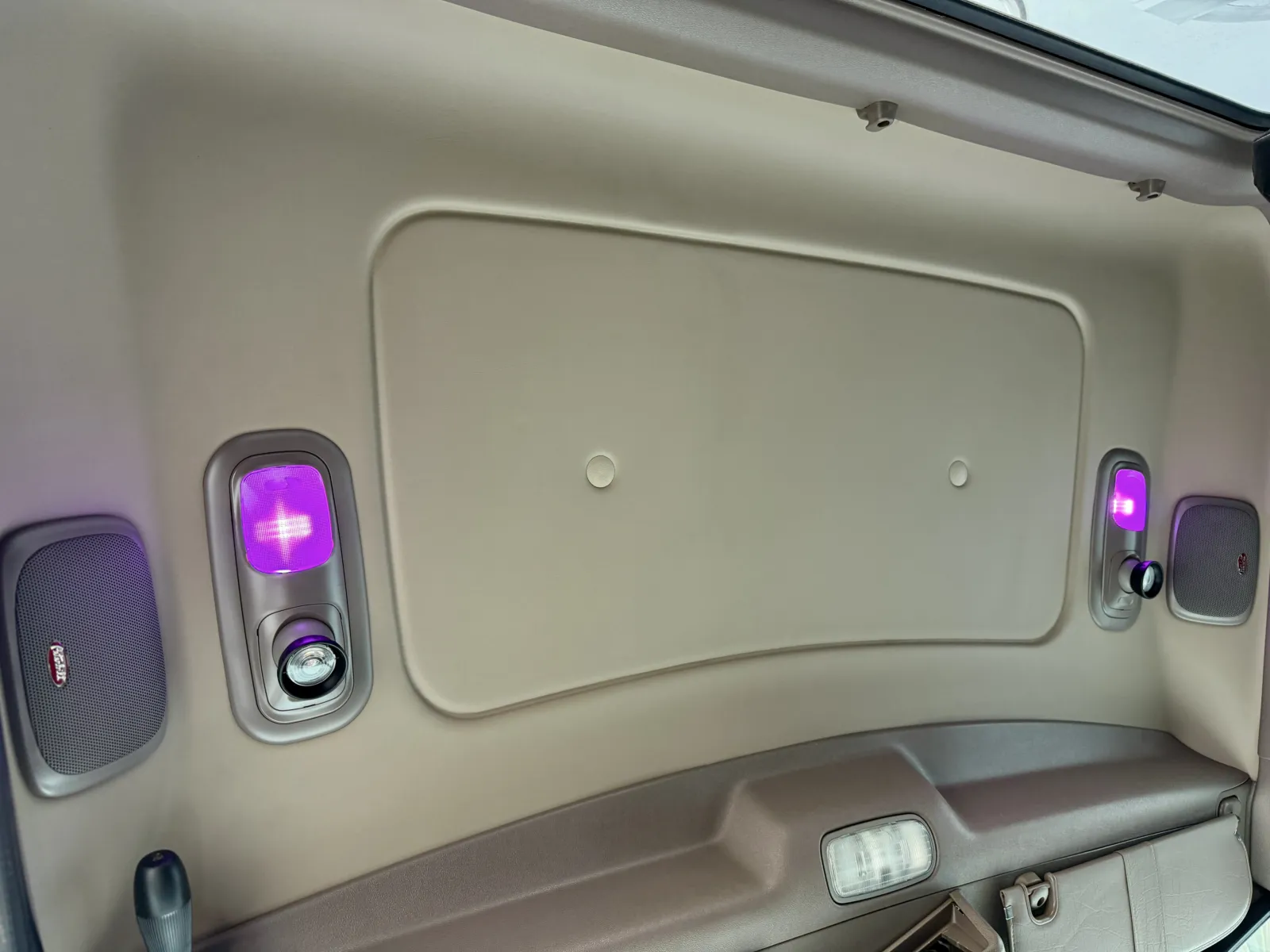 2020 Peterbilt 389 - image 21