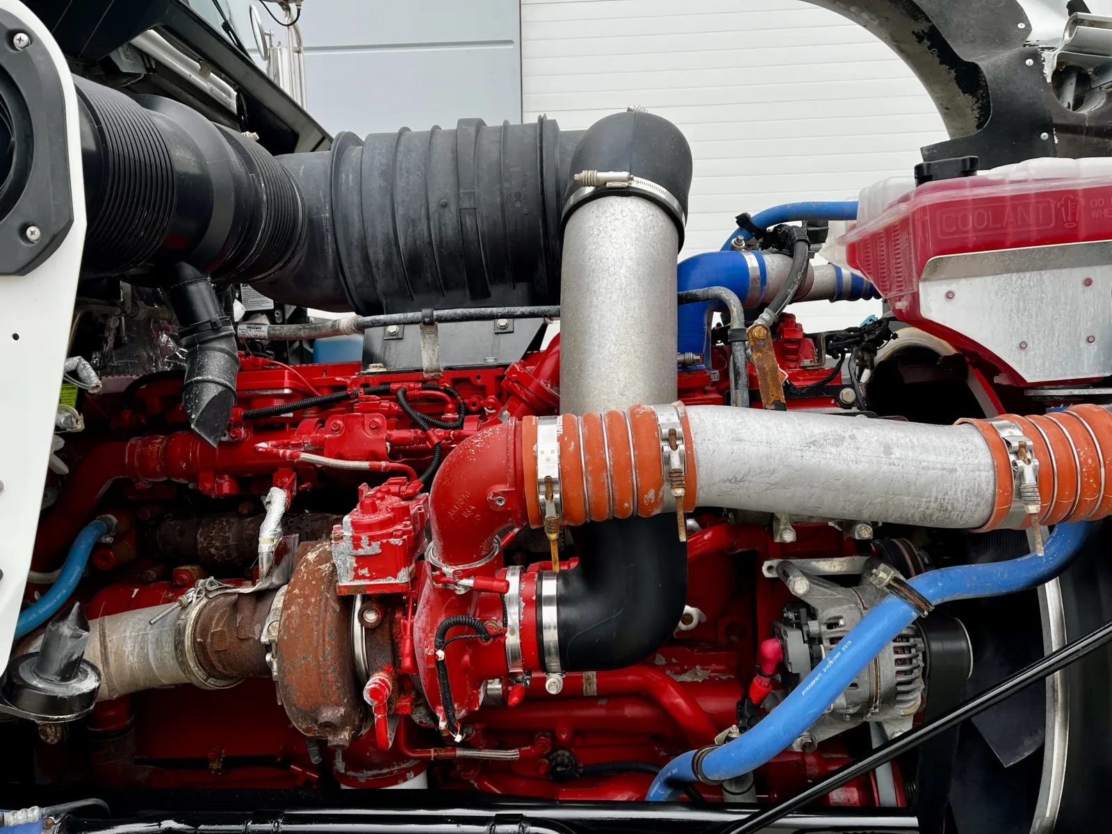 2019 Kenworth T800 - image 12