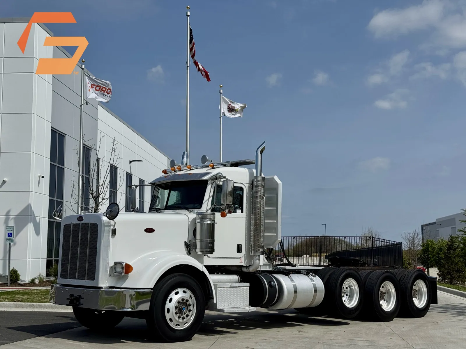 2017 PETERBILT 367