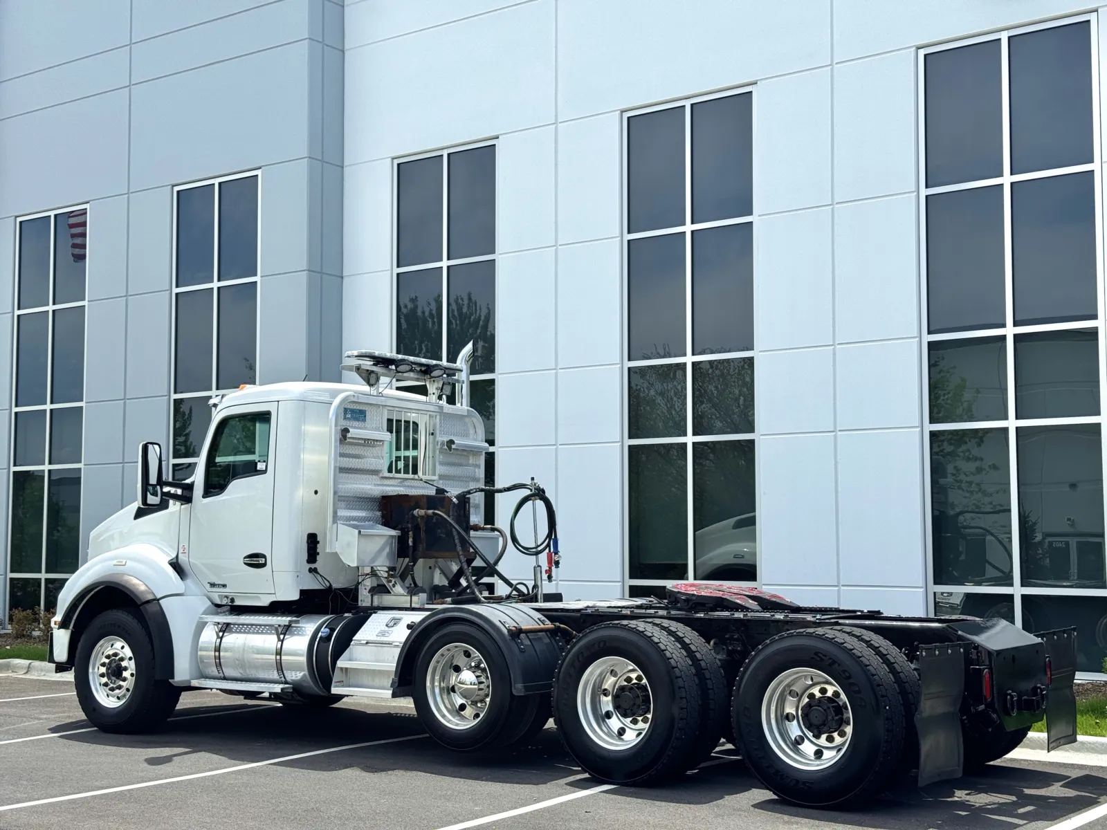 2015 Kenworth T880 - image 6