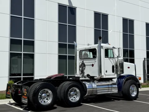 More photos of 2001 PETERBILT 357 at Forge Truck Centers - Illinois, IL