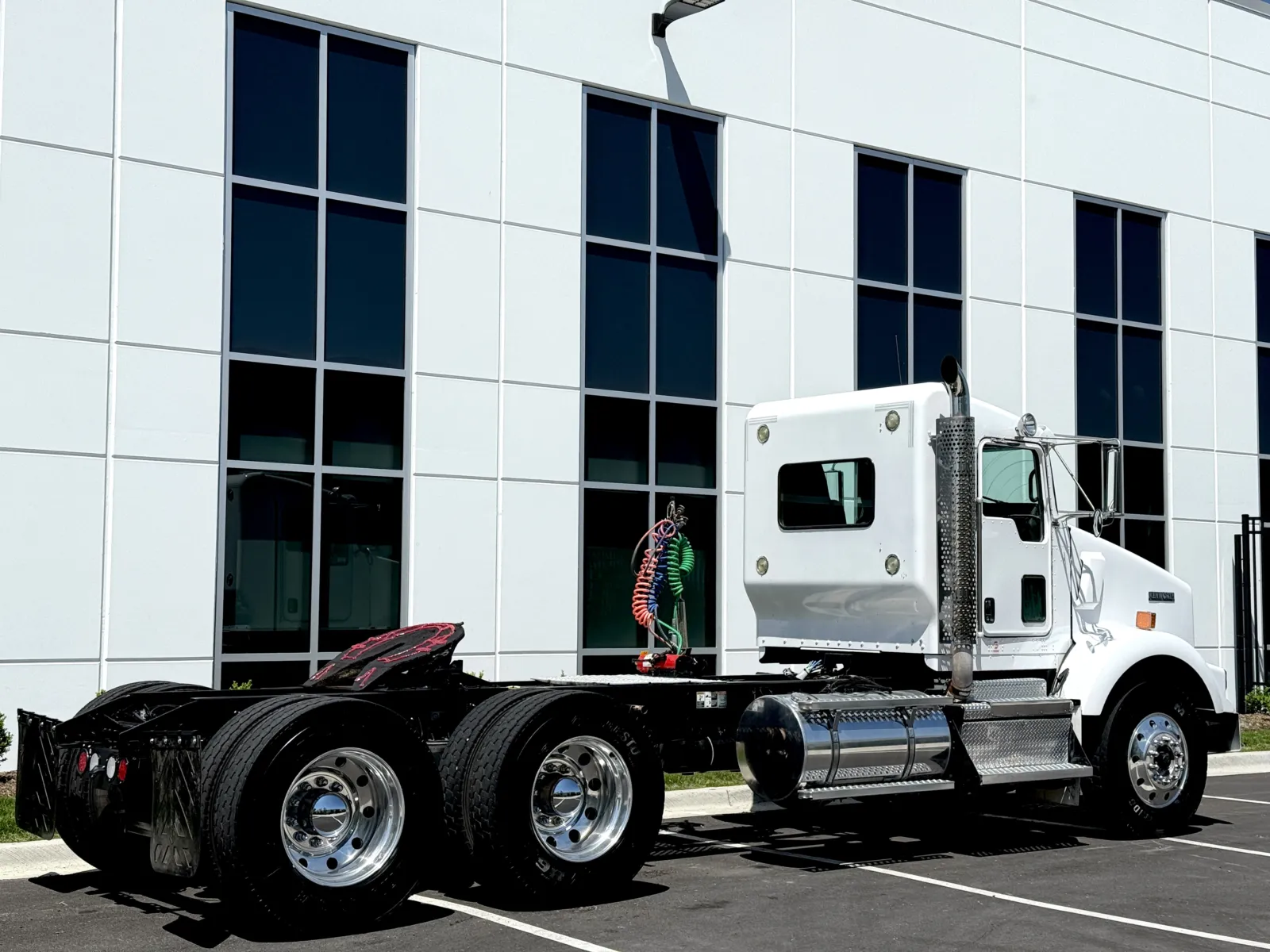 2020 Kenworth T800 - image 5