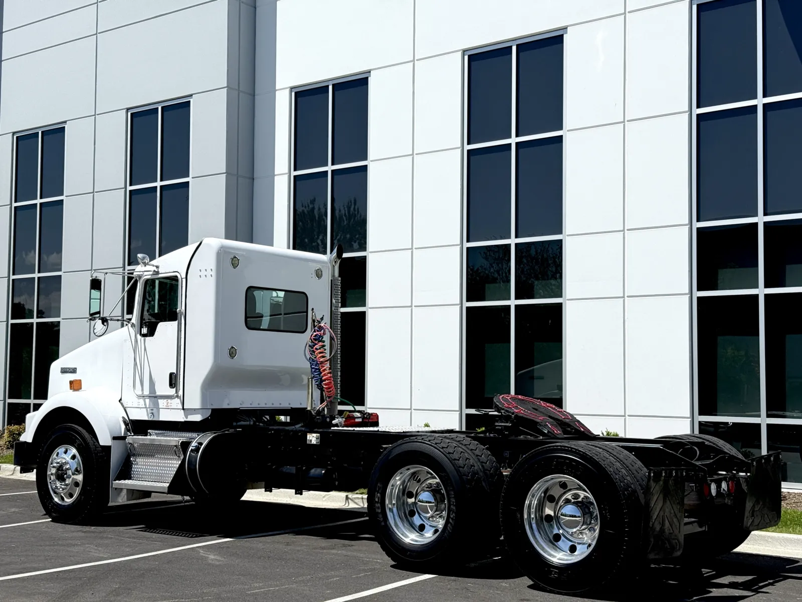 2020 Kenworth T800 - image 6