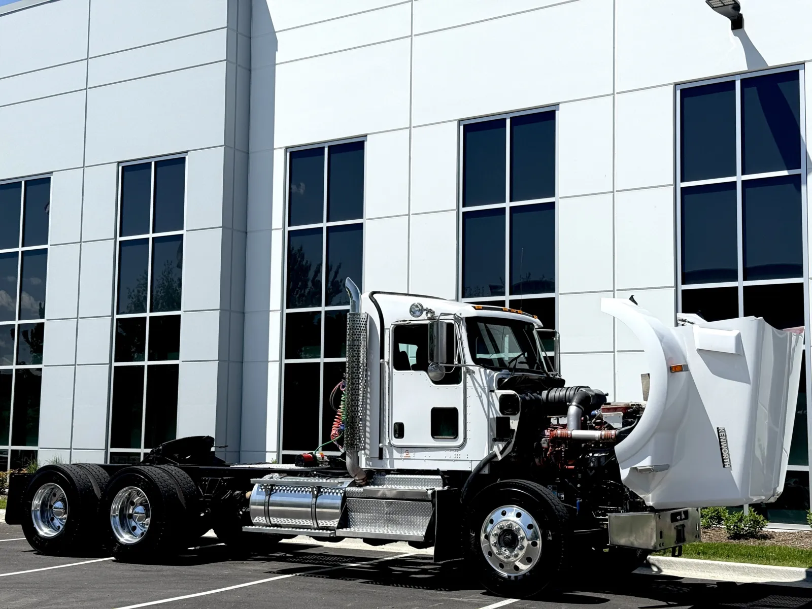 2020 Kenworth T800 - image 9