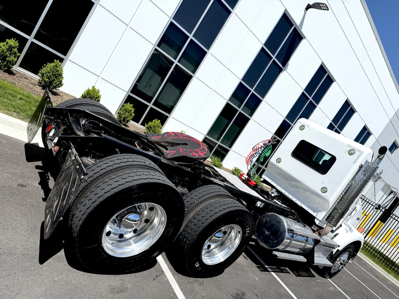 2020 Kenworth T800 - image 11