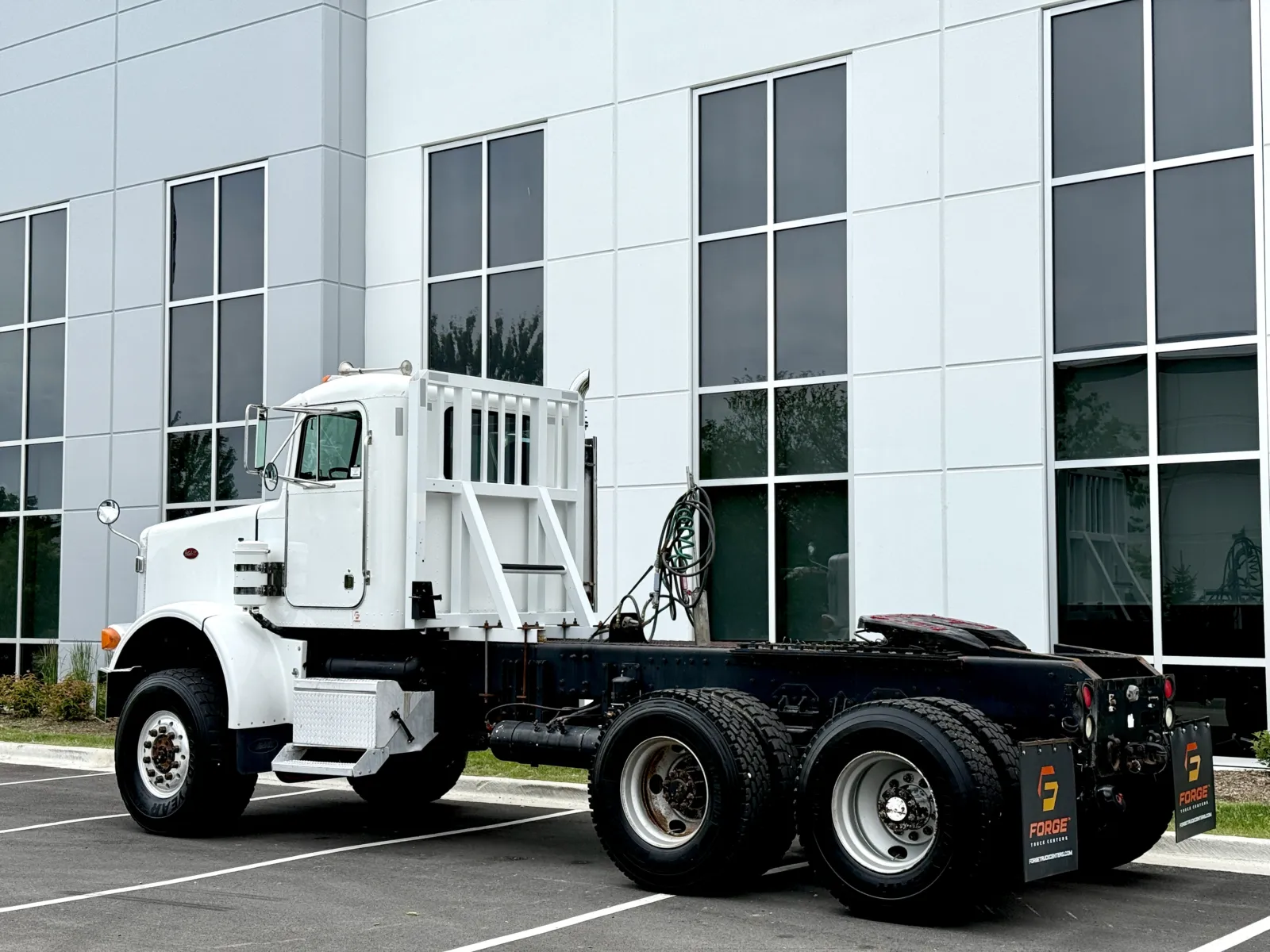 1999 Peterbilt - image 6