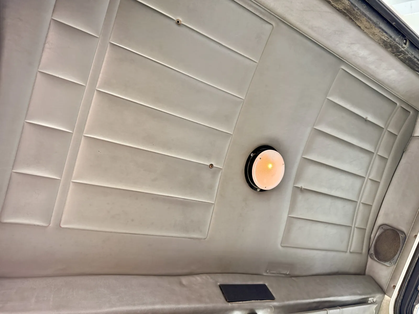 1999 Peterbilt - image 20