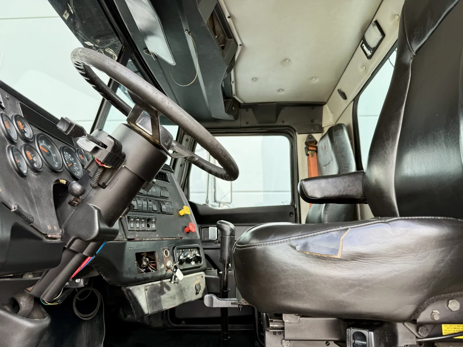 2017 Western Star 4900 - image 14