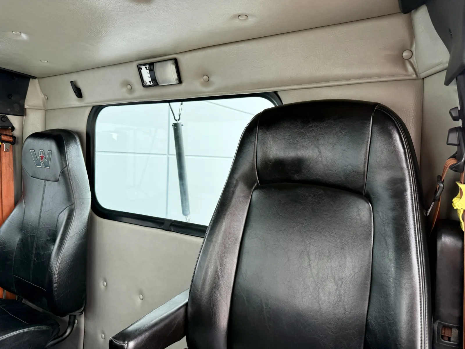 2017 Western Star 4900 - image 19