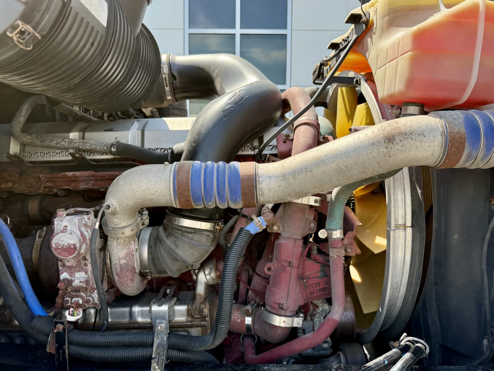 2017 Mack - image 13