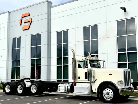 Photos of 2012 PETERBILT 389 for sale in New Lenox, IL at Forge Truck Centers - Illinois