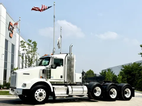 2014 KENWORTH T800 for sale in New Lenox, IL