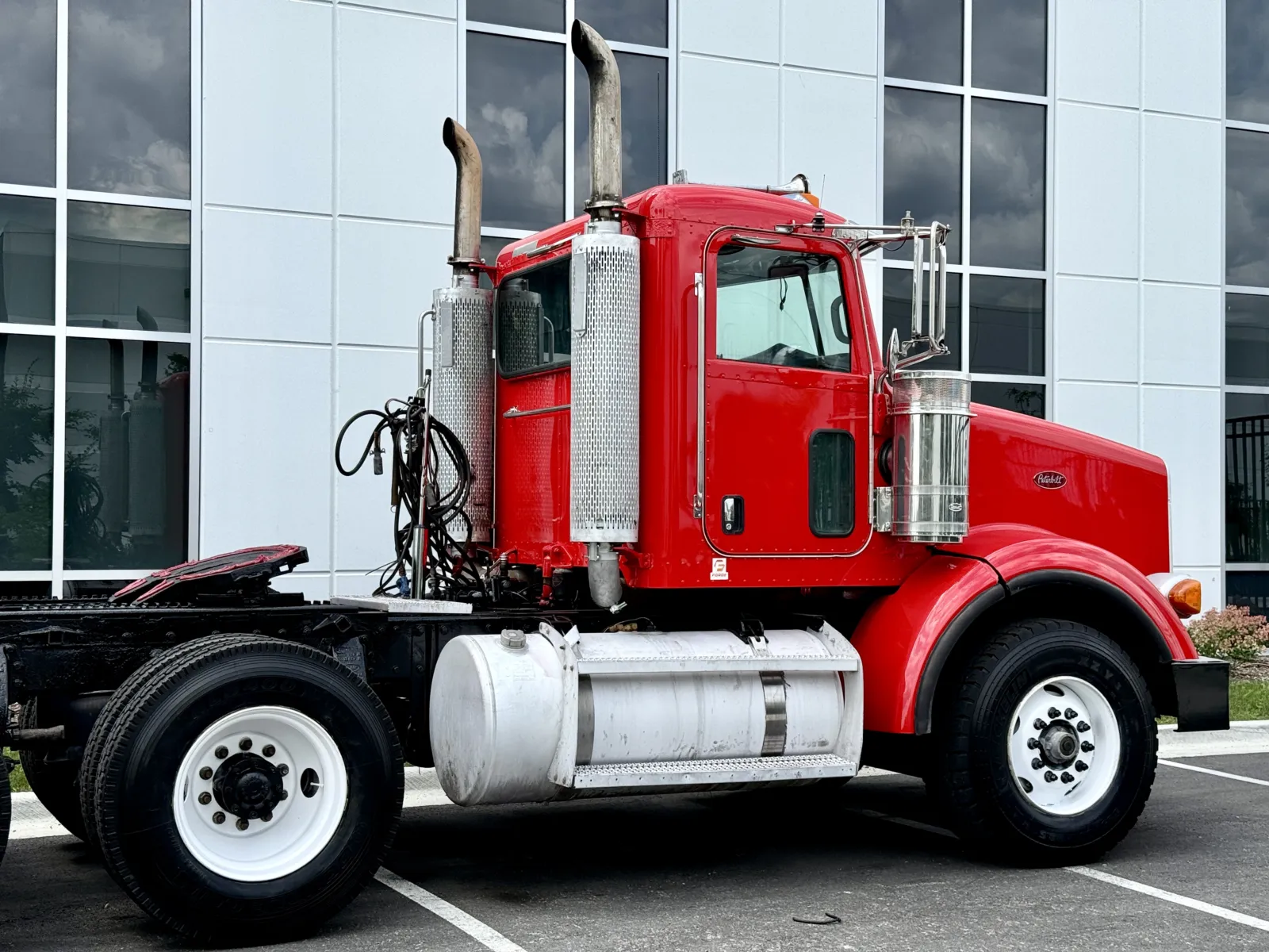 2006 Peterbilt - image 7