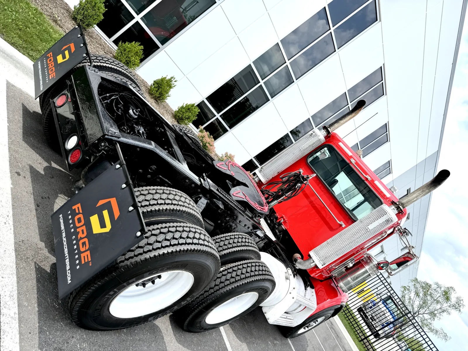 2006 Peterbilt - image 11