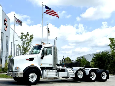 2014 PETERBILT 567 for sale in New Lenox, IL