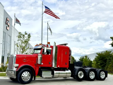 2014 PETERBILT 388 for sale in New Lenox, IL