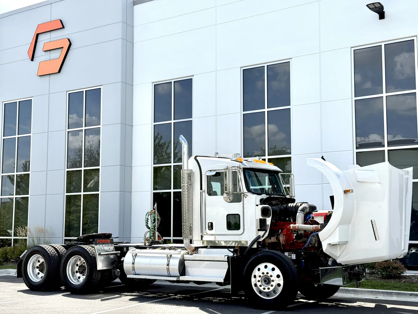 2023 Kenworth T800 - image 9