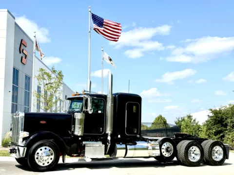 2023 PETERBILT 389 for sale in New Lenox, IL