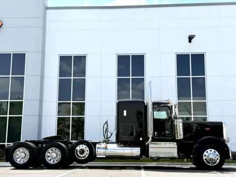 Another view of 2023 PETERBILT 389 for sale in New Lenox, IL at Forge Truck Centers - Illinois