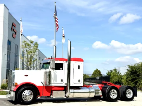 2007 PETERBILT 379 for sale in New Lenox, IL